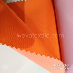 Contoh gambar kain parasut milky warna jingga
