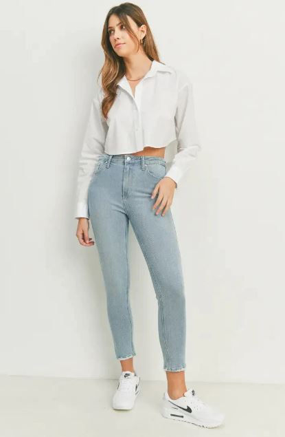 Apa Itu Skinny Jeans