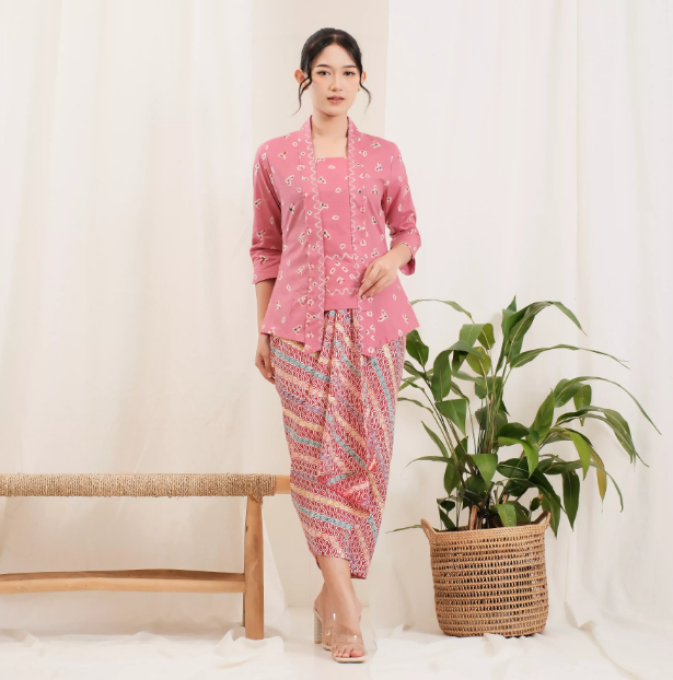 kebaya kutu baru