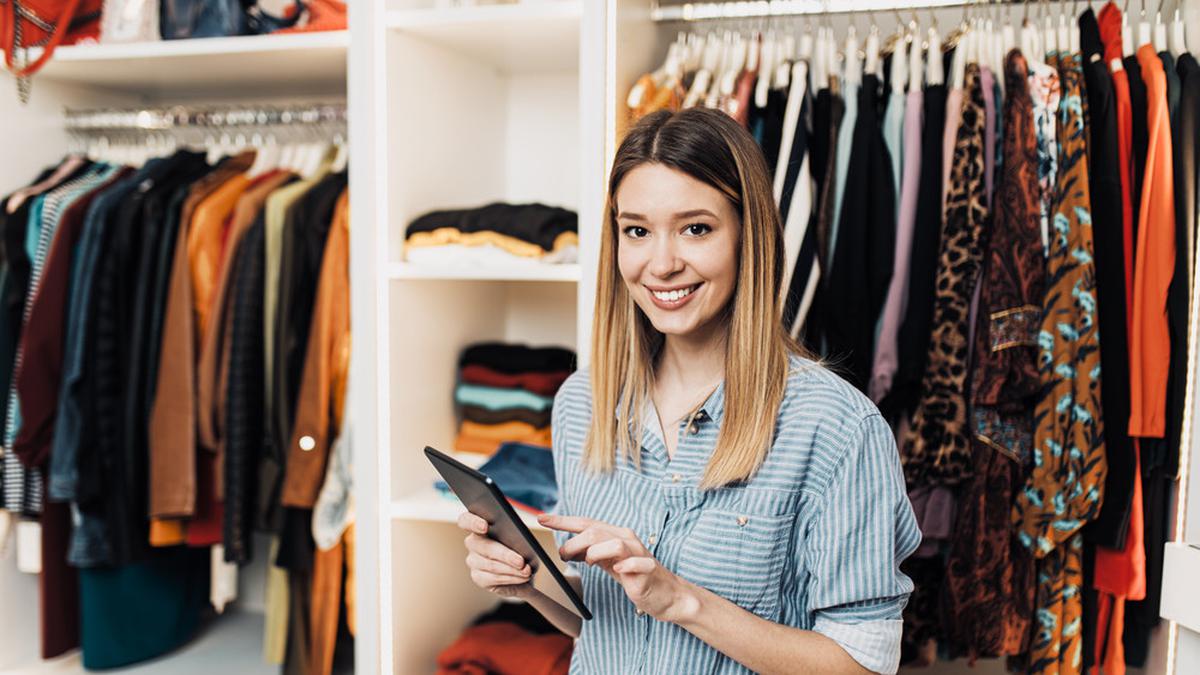 Dunia Bisnis Fashion